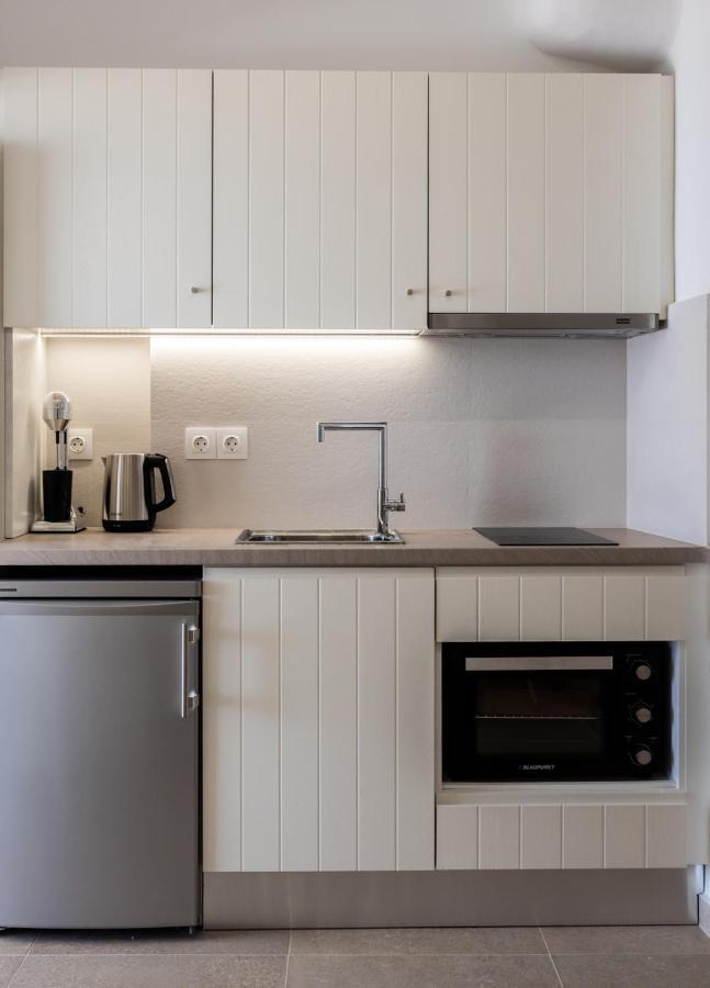 Anemi Suites Adámas Eksteriør bilde