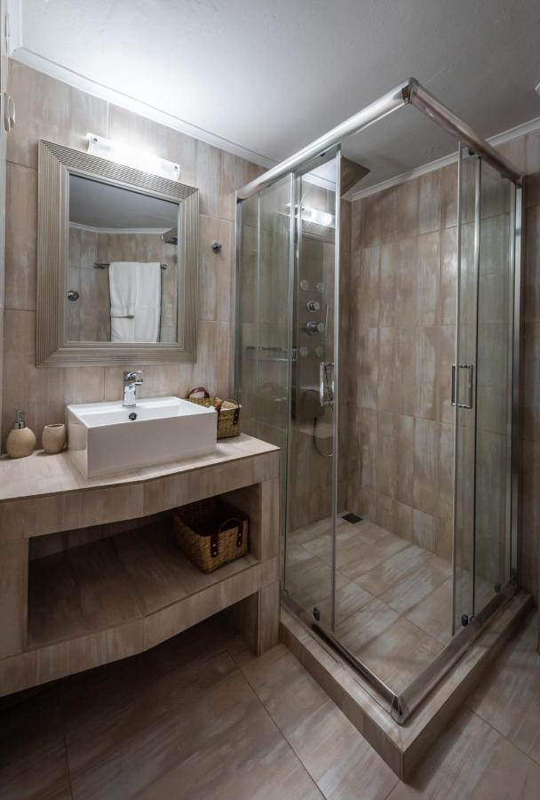 Anemi Suites Adámas Eksteriør bilde
