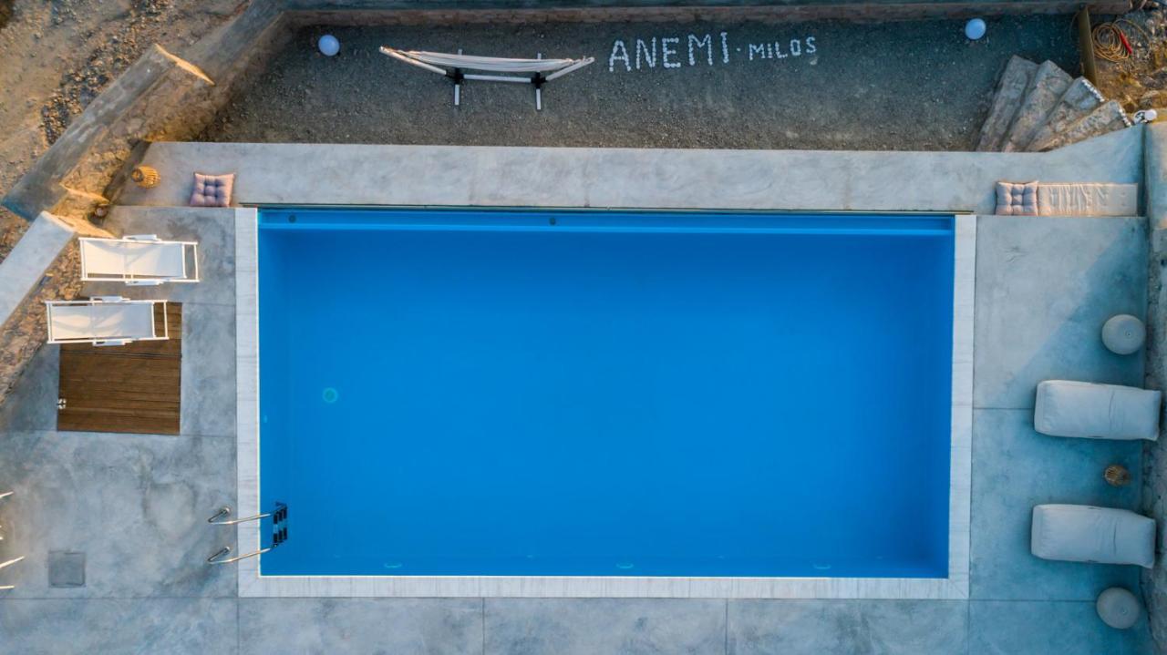 Anemi Suites Adámas Eksteriør bilde