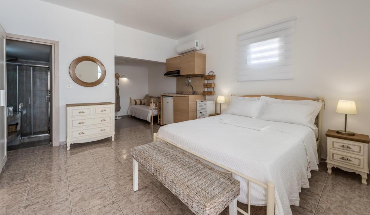 Anemi Suites Adámas Eksteriør bilde