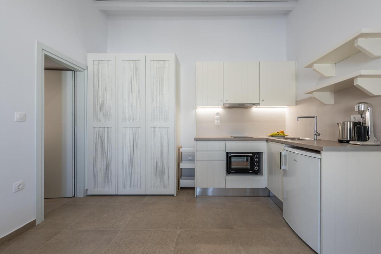 Anemi Suites Adámas Eksteriør bilde