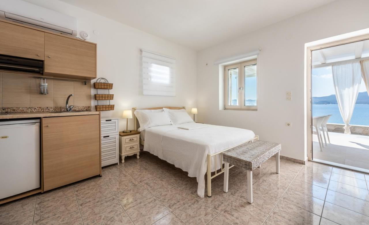 Anemi Suites Adámas Eksteriør bilde